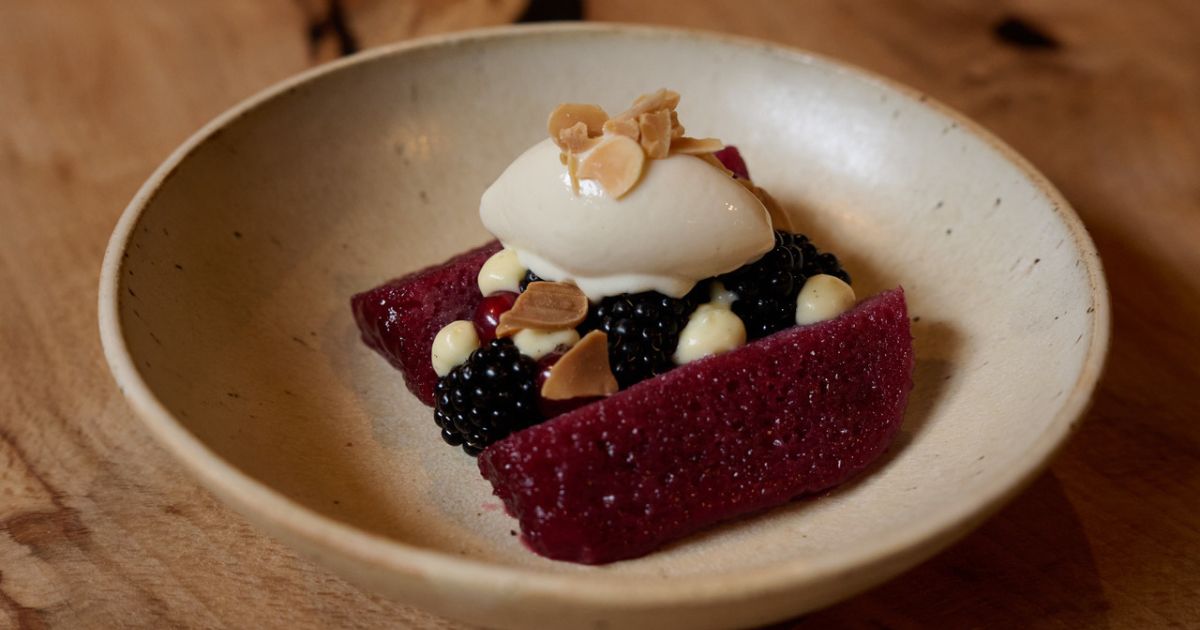 Blackberry baba