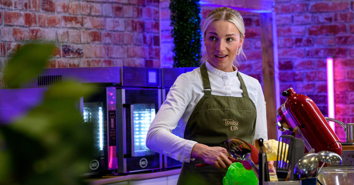 Chef Louisa Ellis on stage at HRC