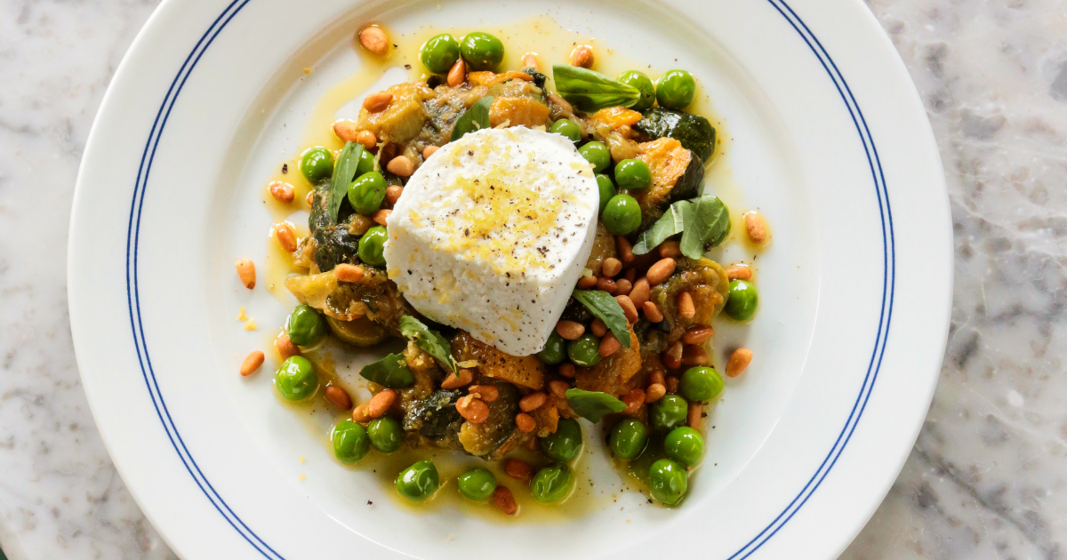 Mozzarella, slow-cooked courgettes, peas ‘sott’olio’, lemon, pine nuts & basil