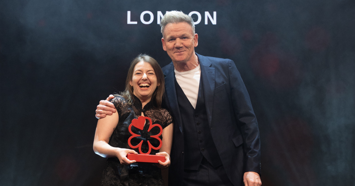 Roxanne Dupuy receives her Michelin sommelier award from Gordon Ramsay