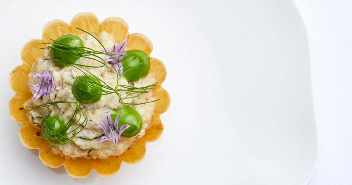 Artichoke & wild garlic tartlet