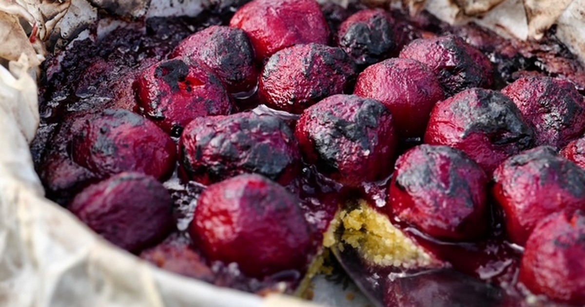 Rustic plum and almond pie by Denis Calmis