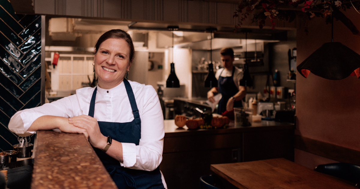 Chantelle Nicholson, Apricity