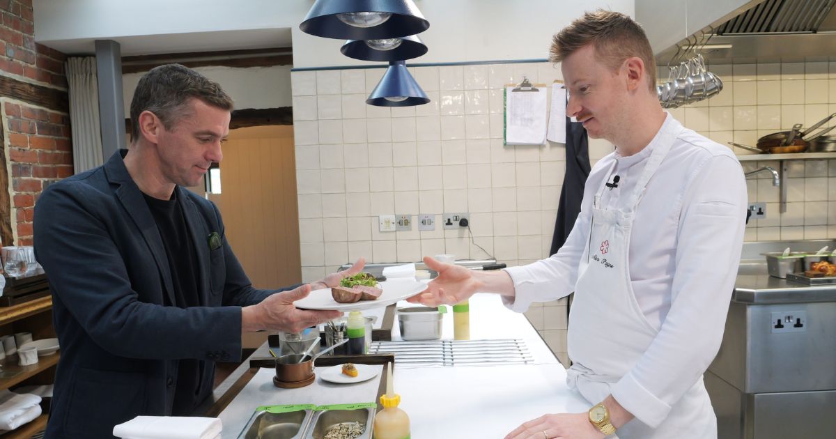 Steve Drake and Alex Payne in the kitchen at Sorrel